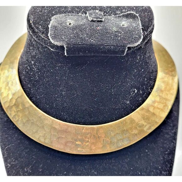 Hammered Brass Choker Collar Necklace 4in dia - Picture 1 of 6